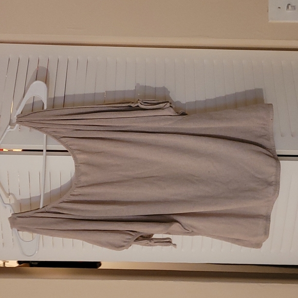 5/$25 Charlotte Russe Size M woman's top - Picture 4 of 8